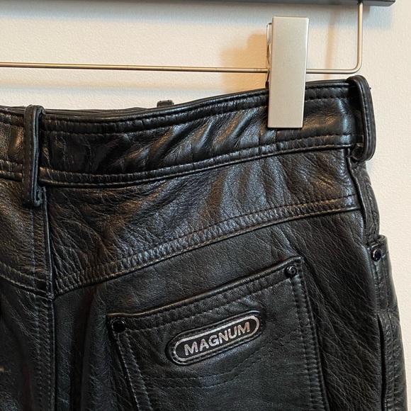 100% genuine leather vintage straight leg pants - Picture 4 of 4